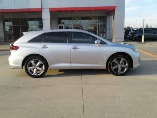2013 toyota venza in chicago, illinois