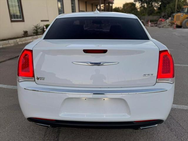 2018 chrysler 300 limited