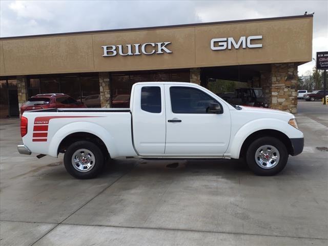 2013 nissan frontier s