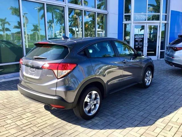 2021 honda hr-v lx