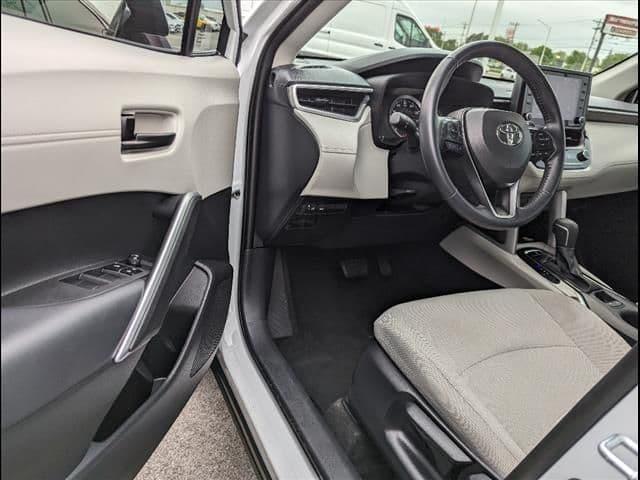 2022 toyota corolla cross le in bowling green, kentucky