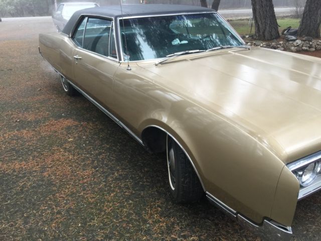 1967 oldsmobile 98 holiday coupe