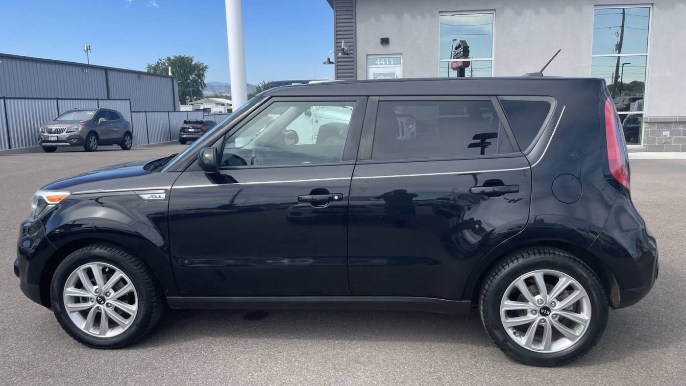 2017 kia soul +