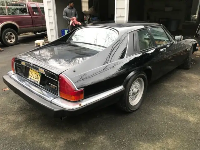 1991 xjs classic coupe jaguar 46,000 original miles! not run in 7 years!
