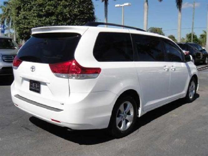 2011 toyota sienna in greenacres, fl