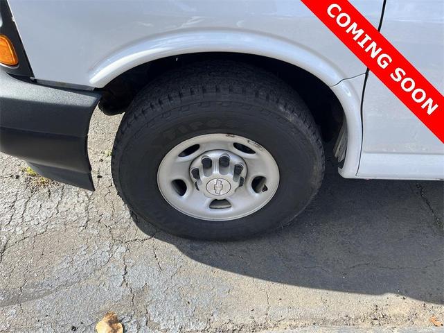 2017 chevrolet express 2500 work van