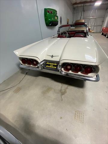 1960 ford thunderbird base
