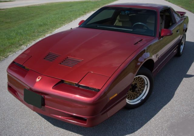 1987 pontiac firebird trans am gta - low mile original