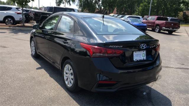2020 hyundai accent se