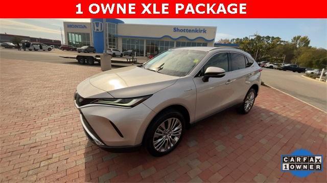2021 toyota venza xle
