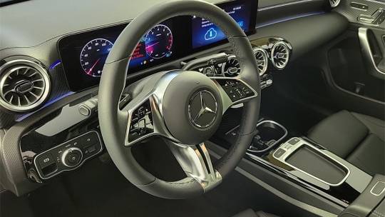 2025 Mercedes-Benz CLA 250 coupe 4d