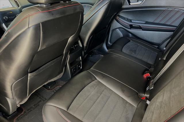 2020 ford edge st