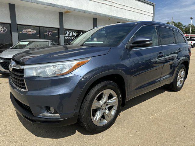 2015 toyota highlander limited