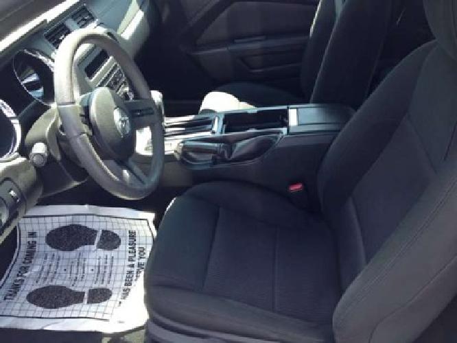 2011 ford mustang v6 in columbus, oh