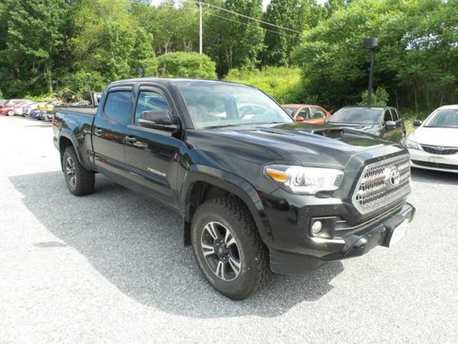 2016 toyota tacoma trd sport 4x4 trd sport 4dr double cab 6.1 ft lb for sale in bennington, vermont