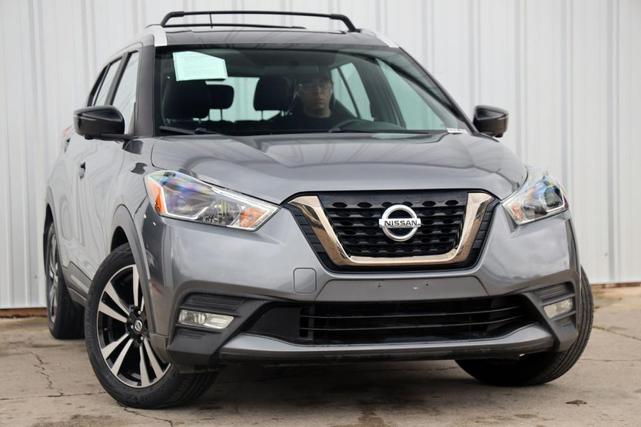 2019 nissan kicks sr
