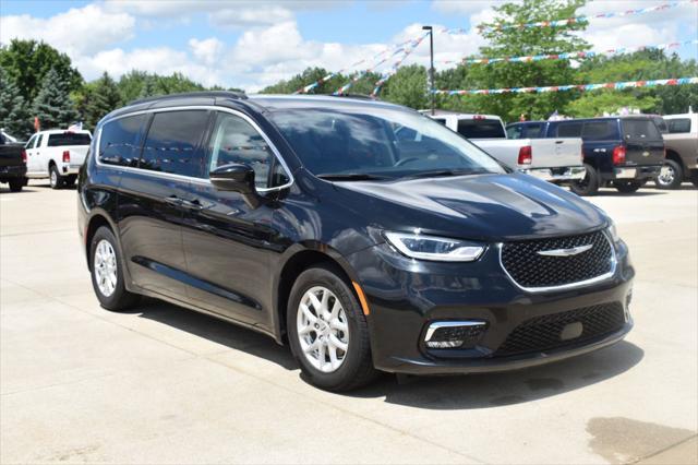 2022 chrysler pacifica touring l