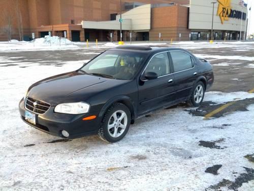 2000 nissan maxima gle - black 139k mi for sale in fargo, north dakota