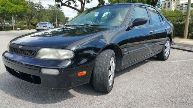 1993 nissan altima 5 speed manual black on gray low miles clean florida car gxe!