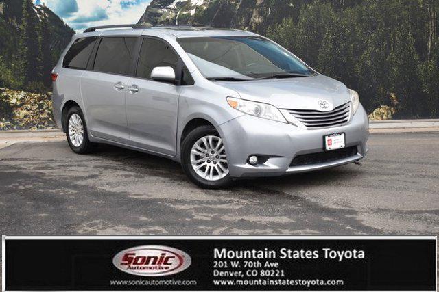 2017 toyota sienna xle premium