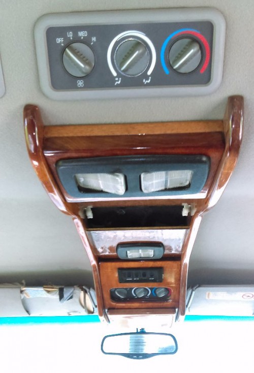 1999 chevrolet suburban 1600 for sale in texas by owner