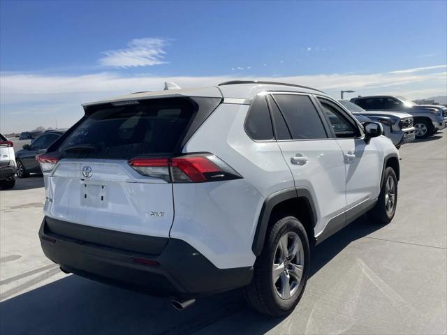 2022 toyota rav4 xle