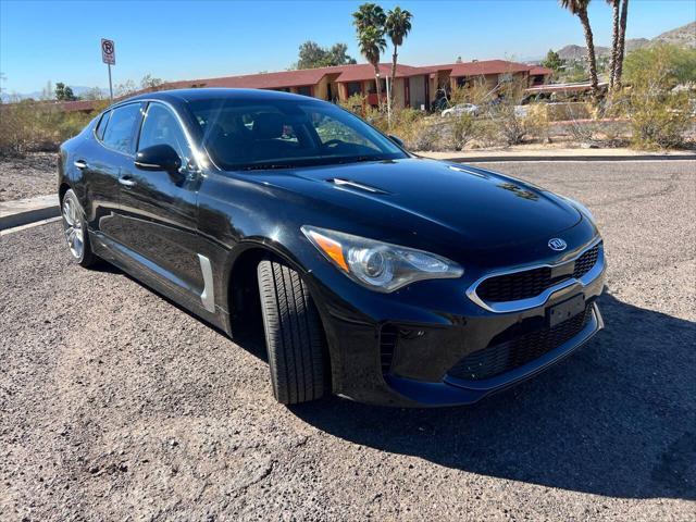 2018 kia stinger base 4dr sedan