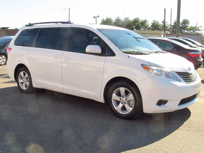 used 2011 toyota sienna le marietta, ga 30060 for sale in marietta, georgia