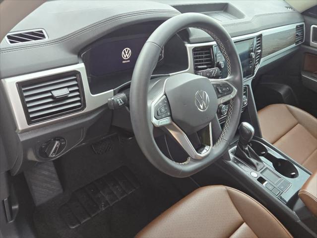 2023 volkswagen atlas 3.6l se w/technology