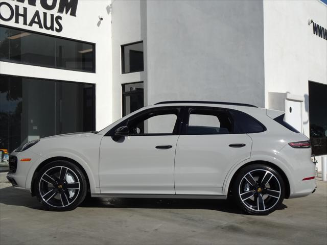 2021 porsche cayenne turbo