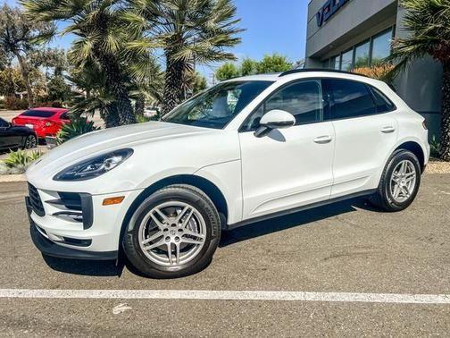 2021 porsche macan