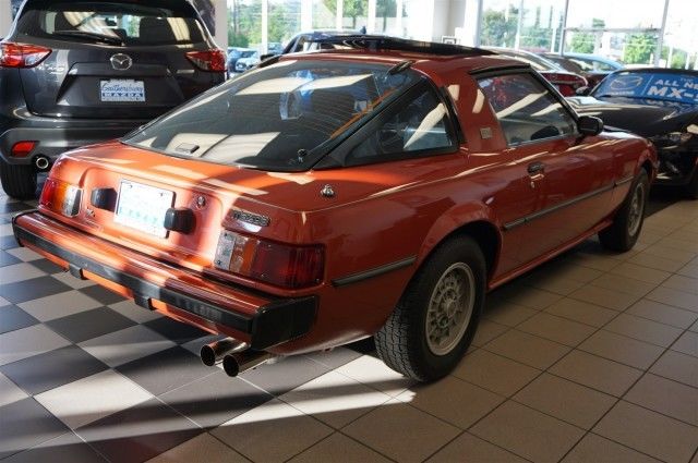 1980 anniversary eddition mazda rx7 !!