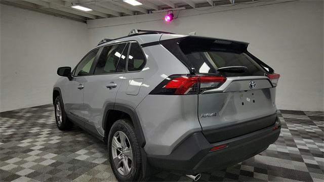 2024 toyota rav4 hybrid le