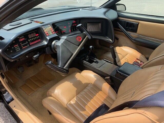 1983 "k.i.t.t knight rider" movie car pmd seats david hasselhoff replica