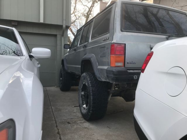 1992 cherokee sport