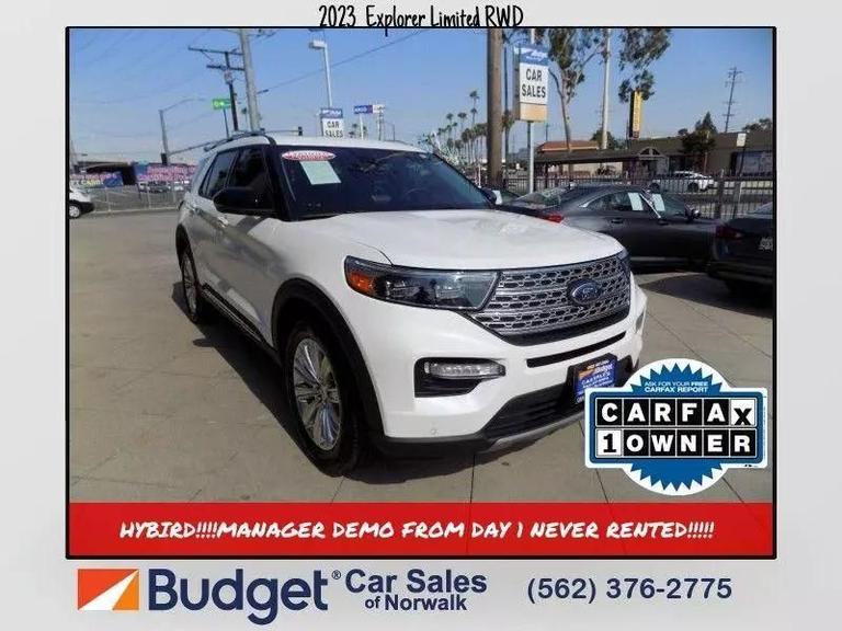 2023 ford explorer