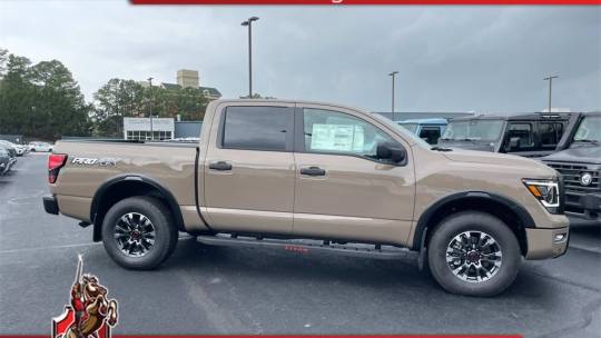 2024 Nissan Titan pro-4x