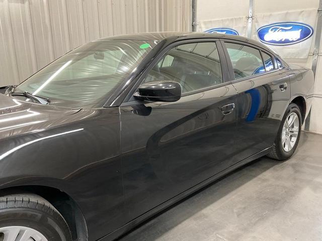2022 dodge charger sxt