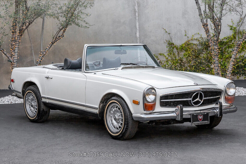 1970 mercedes-benz 200-series