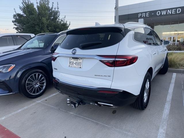 2019 buick enclave essence