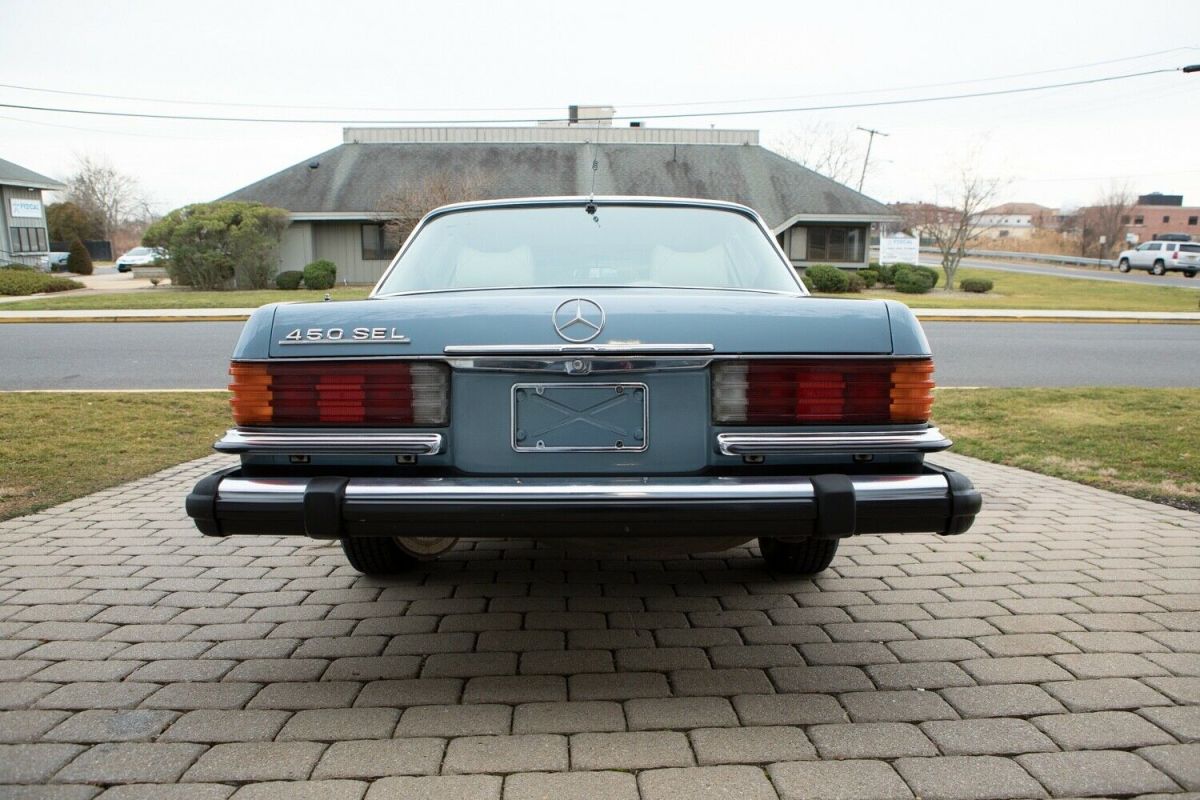 1979 mercedes-benz 400-series