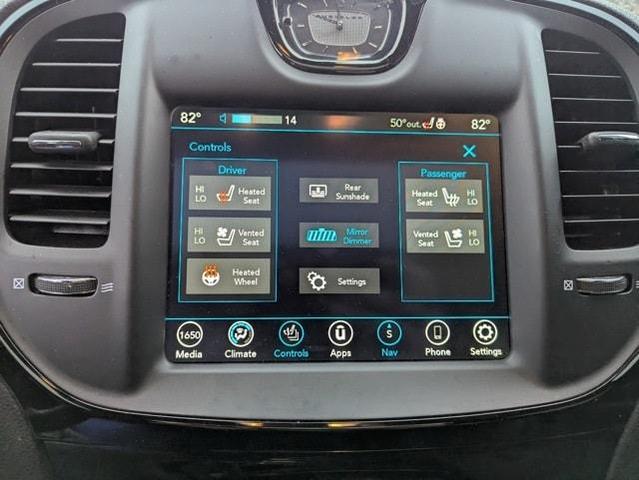 2023 chrysler 300 s