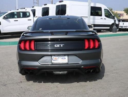 2019 ford mustang