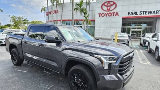 2023 toyota tundra sr5