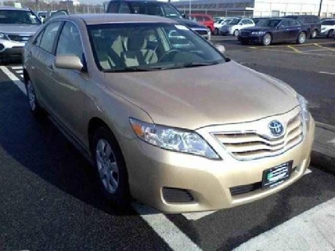 2011 toyota camry le sedan 4d in elmhurst, ny