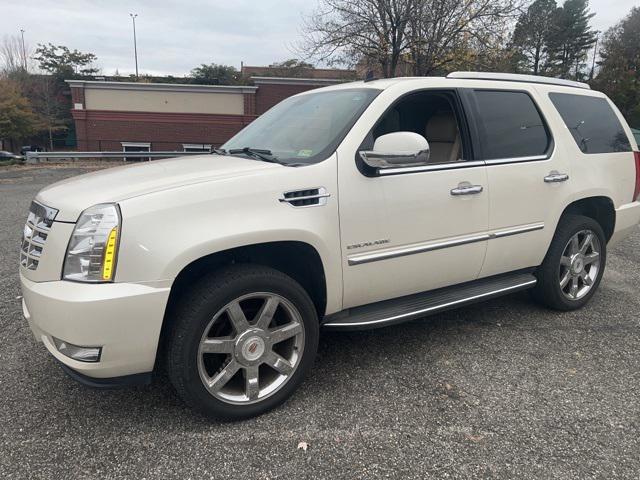 2012 cadillac escalade luxury