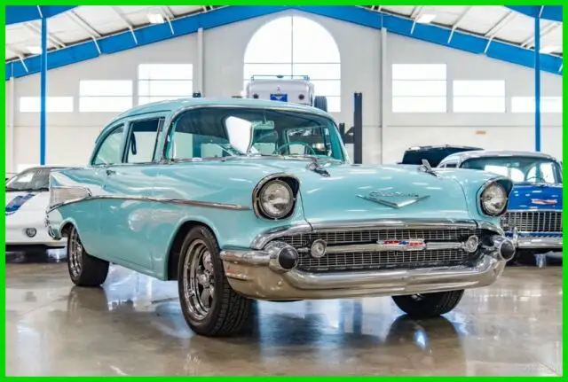 1957 chevrolet 210 resto mod 350ci v8 4-speed manual air power steering/brakes