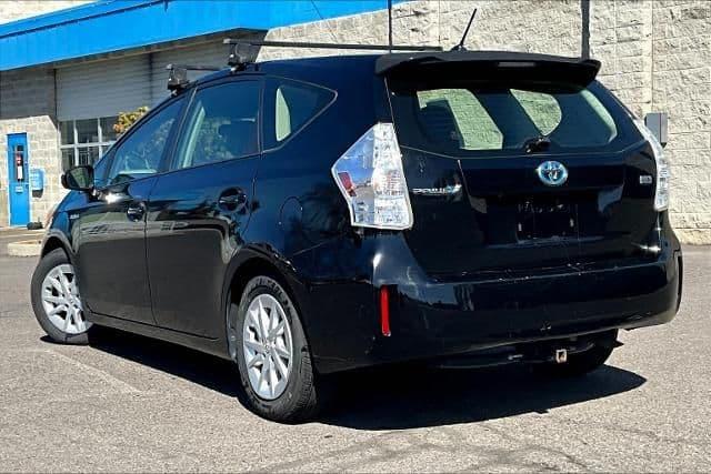 2013 toyota prius v two in klamath falls, oregon