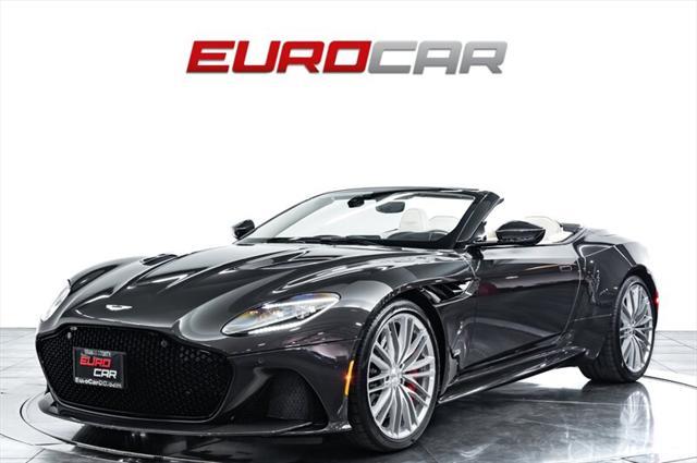 2023 aston martin dbs volante