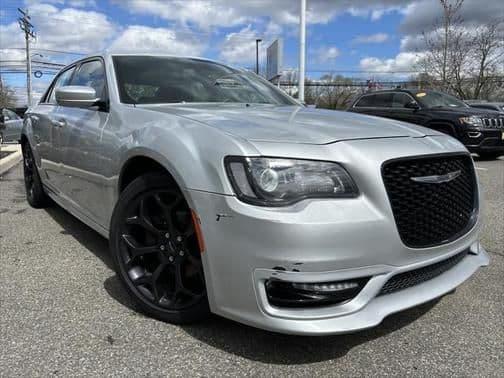 2019 chrysler 300 s 4dr rear-wheel drive sedan in lakehurst, new jersey